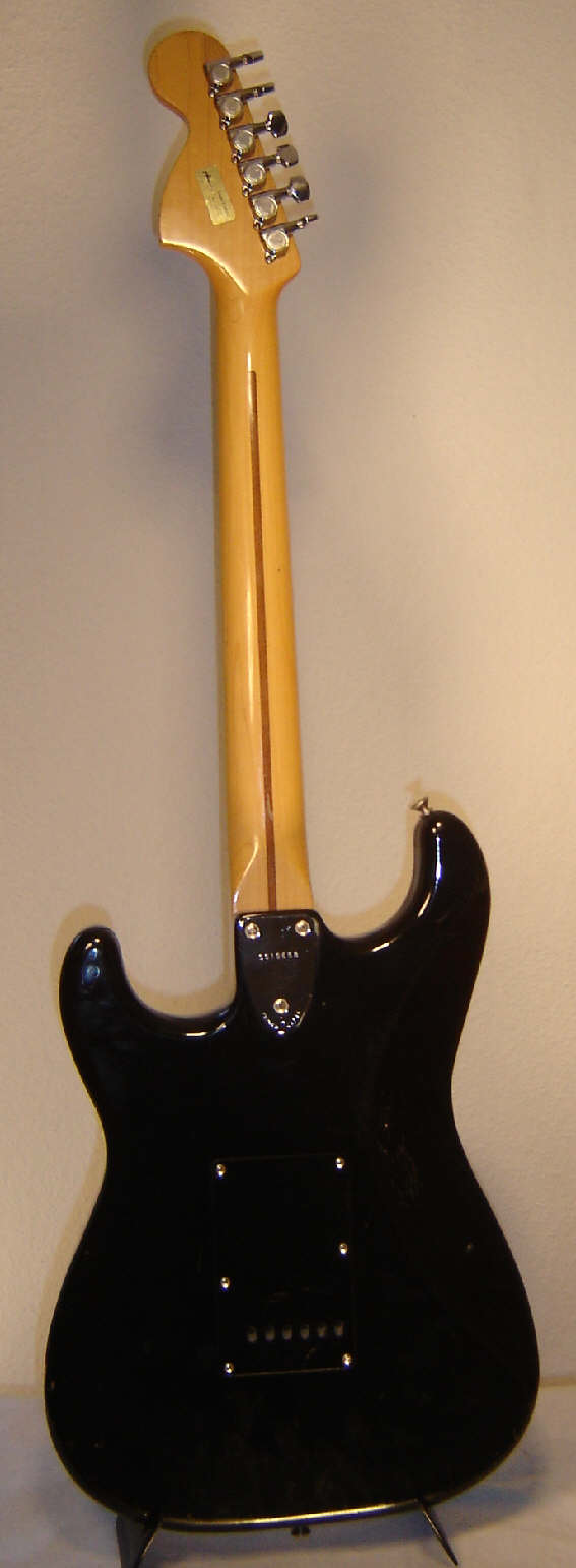 Fender_Squier_Stratocaster_1985_back.jpg