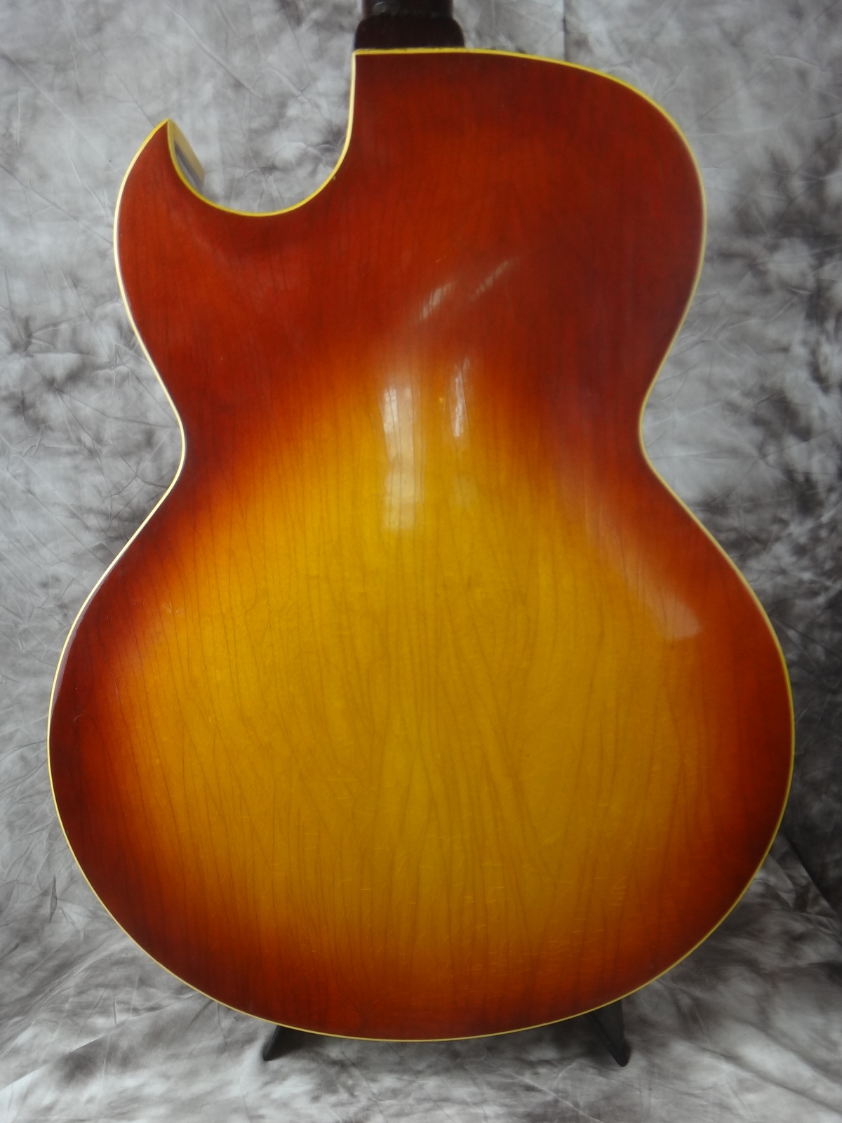 Gibson-ES-175-Single-Humbucker-1965-005.JPG