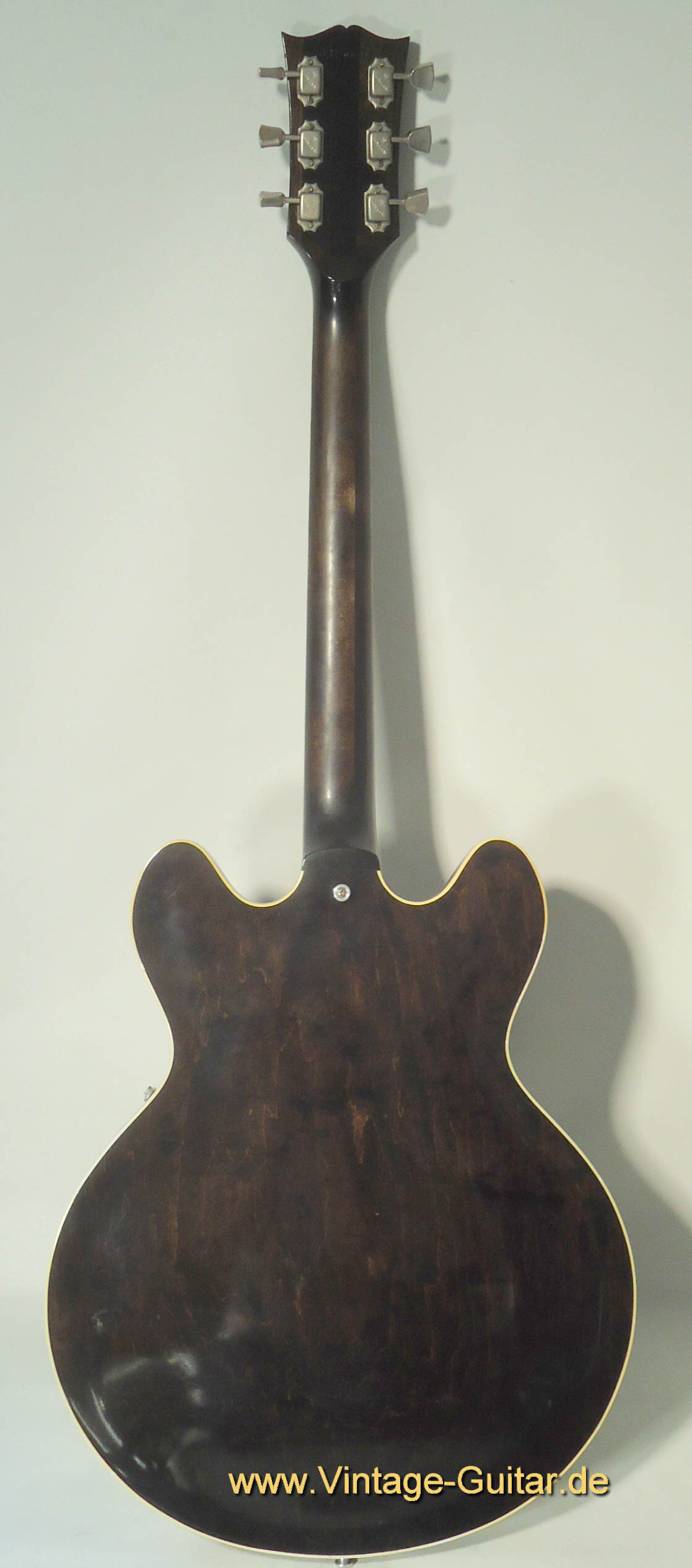 Gibson-ES-335-TD-1980-walnut-b.jpg