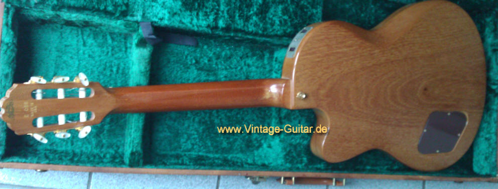 Gibson-Chet-Atkins-Classic-Guitar-2.jpg