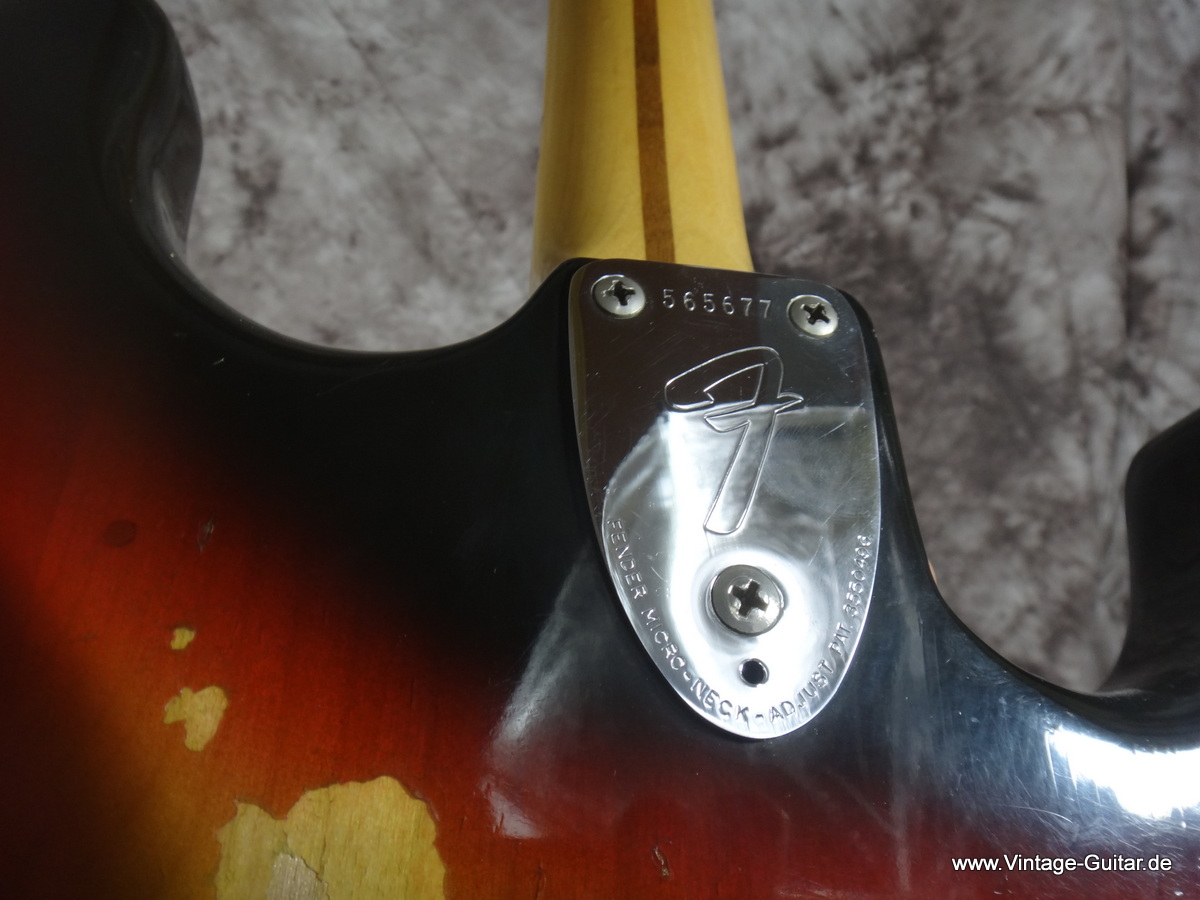 Fender-Stratocaster-sunburst-Lefthand-1974-008.JPG