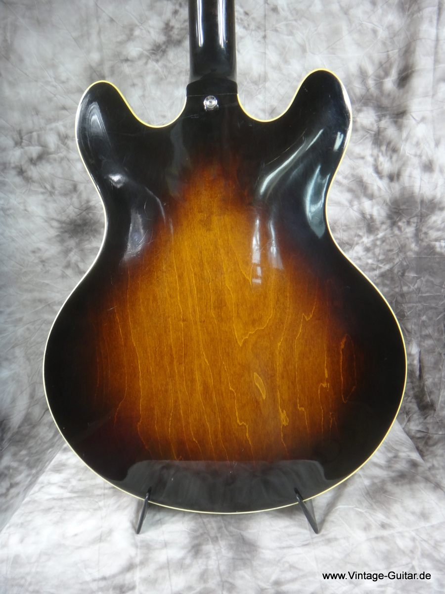 Gibson-ES-335-Pro-sunburst-1979-006.JPG
