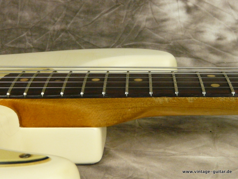 Fender-Stratocaster_1964_plympic-white-refinish-025.jpg