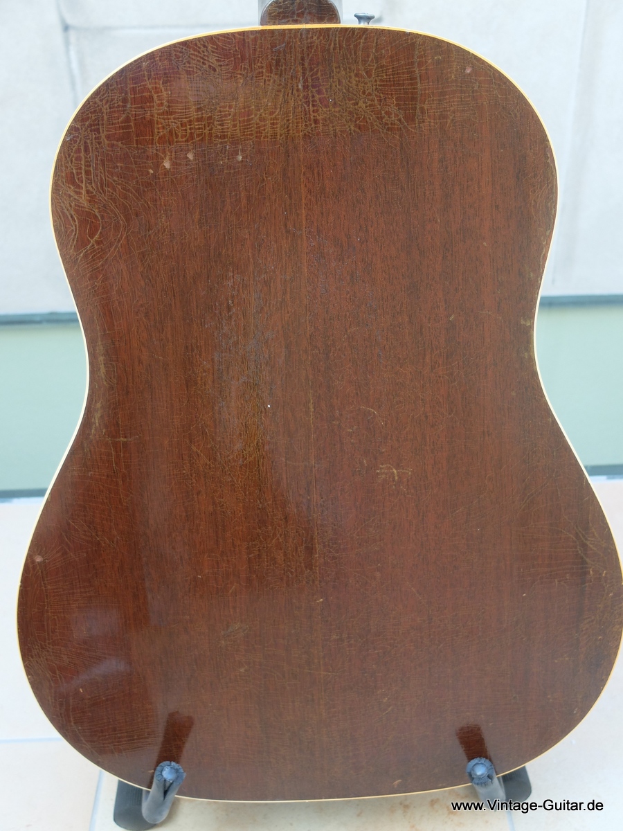 Gibson-J-160-E-1956-004.jpg