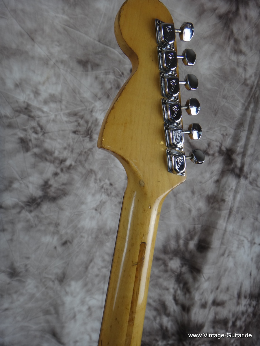 Fender-Stratocaster-1973-black-refinish-014.JPG