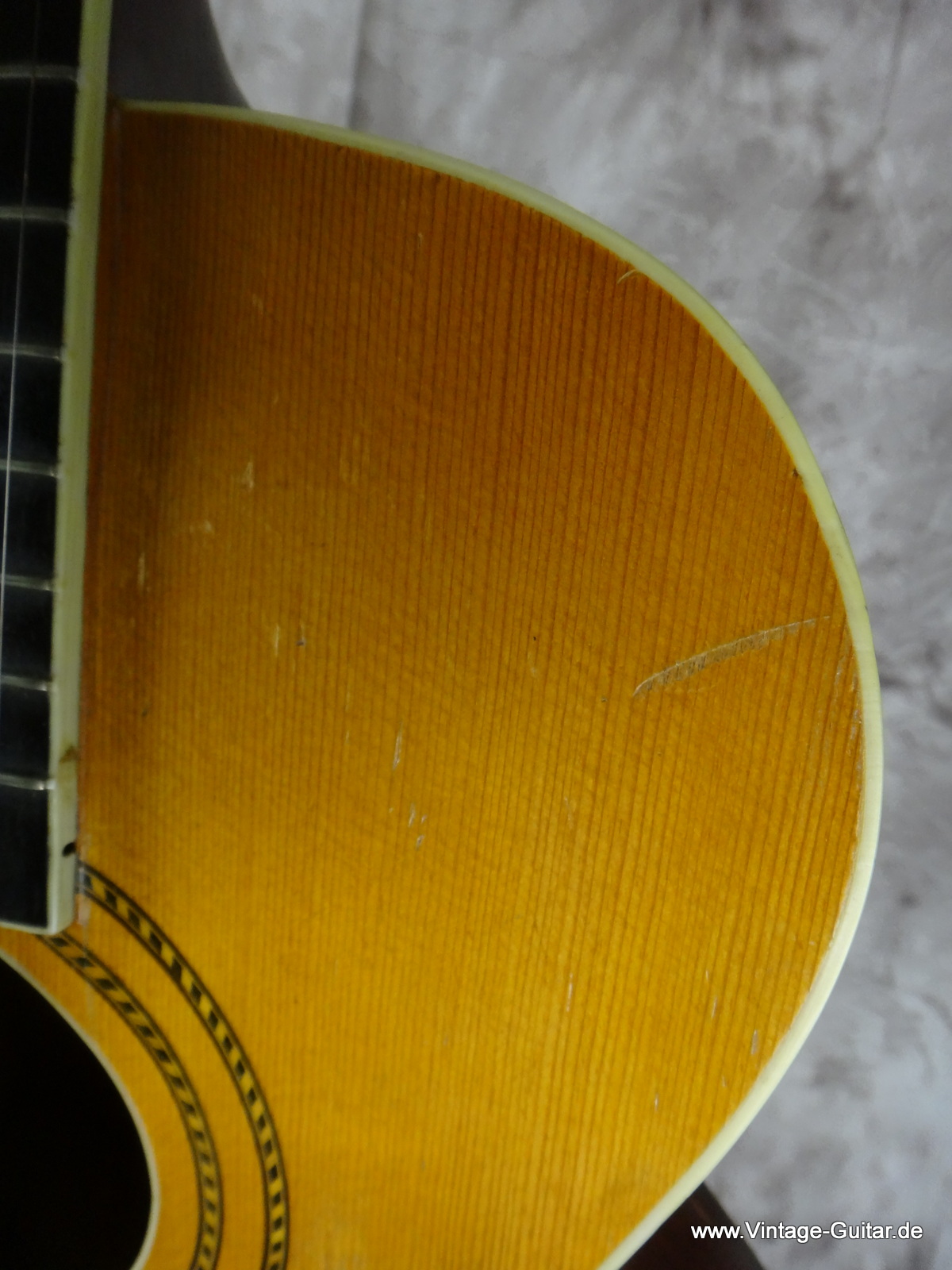 Gibson-L-1-1918-archtop-guitar-natural-015.JPG