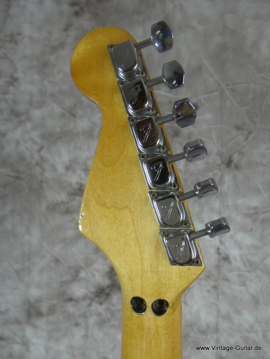 Fender-Stratocaster-1982-Dan-Smith-black-004.JPG