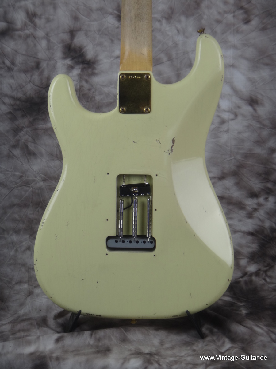 Fender-Stratocaster-1959-Reissue-Relic-2006-018.JPG