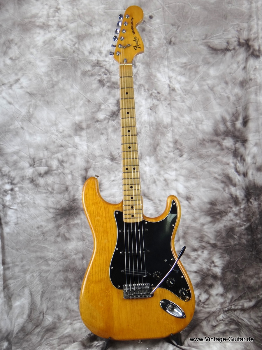 Fender_Stratocaster-ashbody-1979-_natural-001.JPG