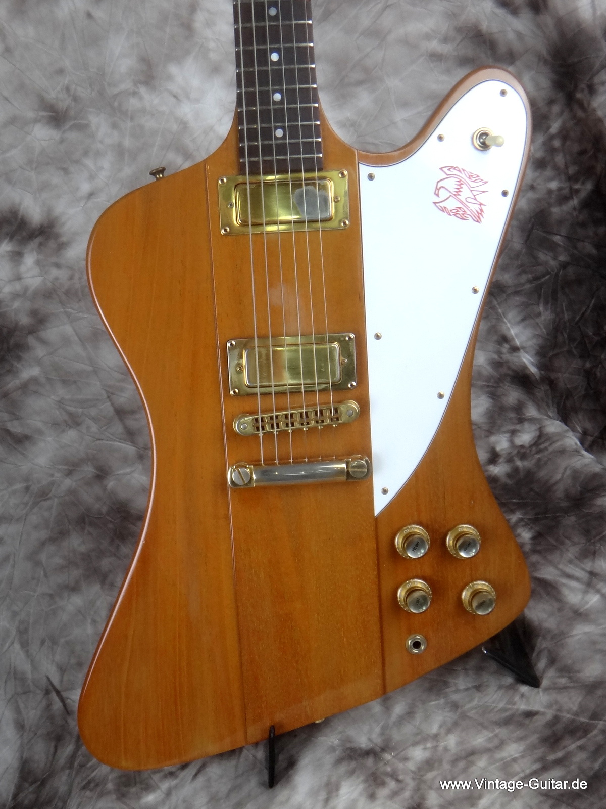 Gibson-Firebird-I-V-1976-1981-002.JPG