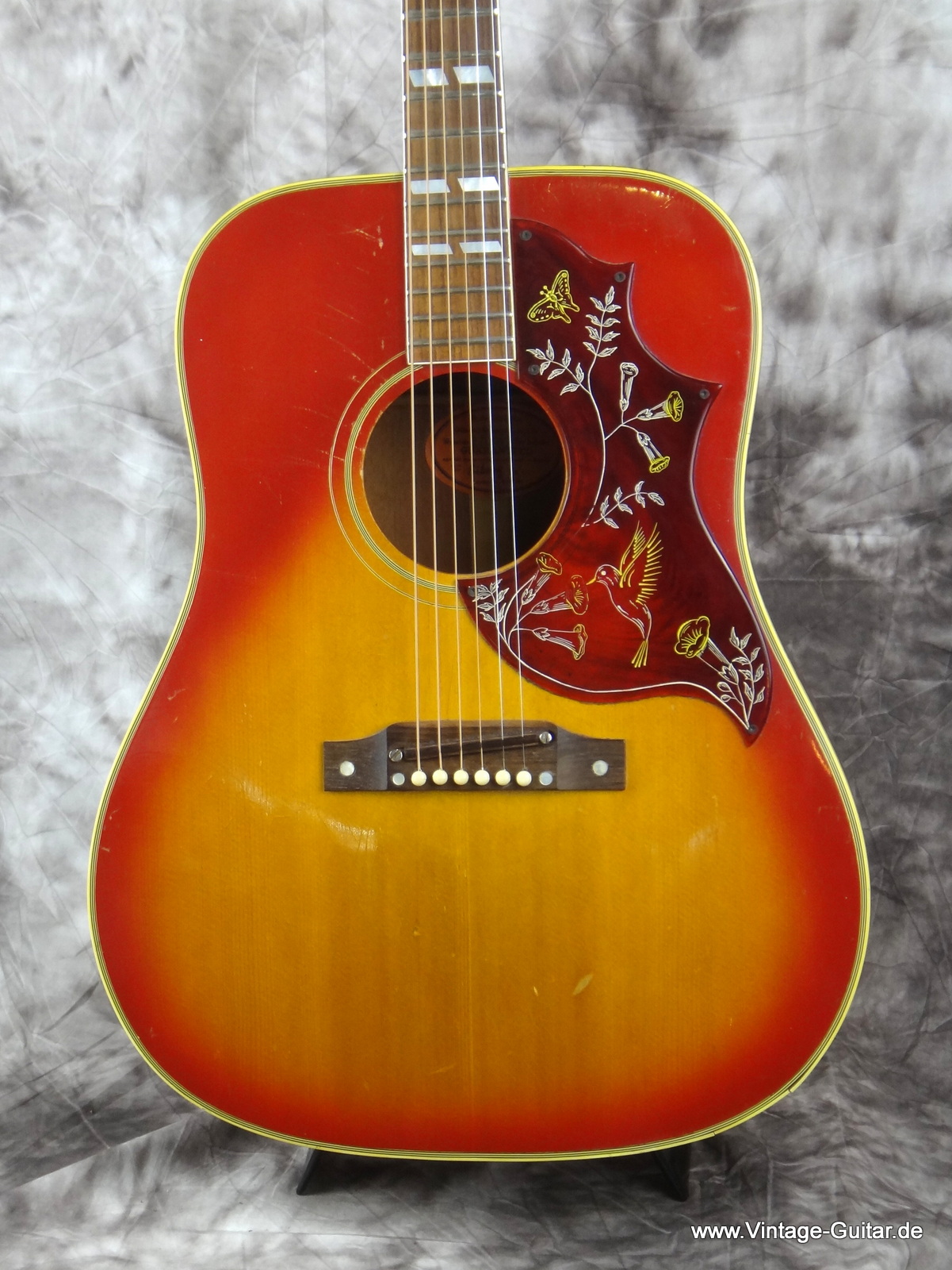 Gibson-Hummingbird-1967-cherry-burst-011.JPG