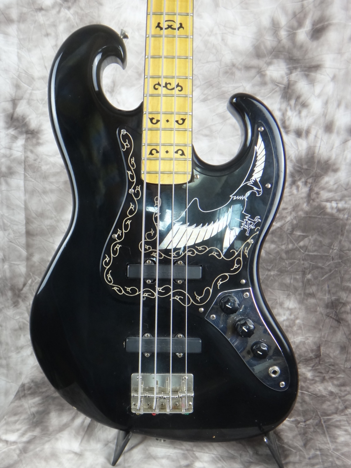 Ibanez-Black-Eagle-Bass-1977-003.JPG