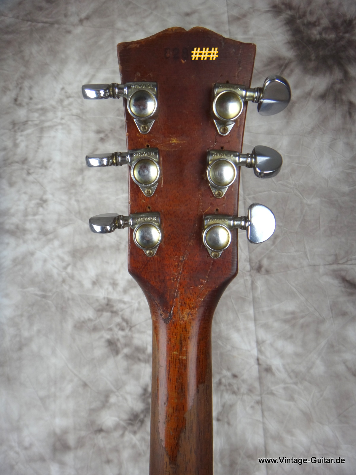 Gibson-ES-330_cherry_Humbuckers-1966-012.JPG