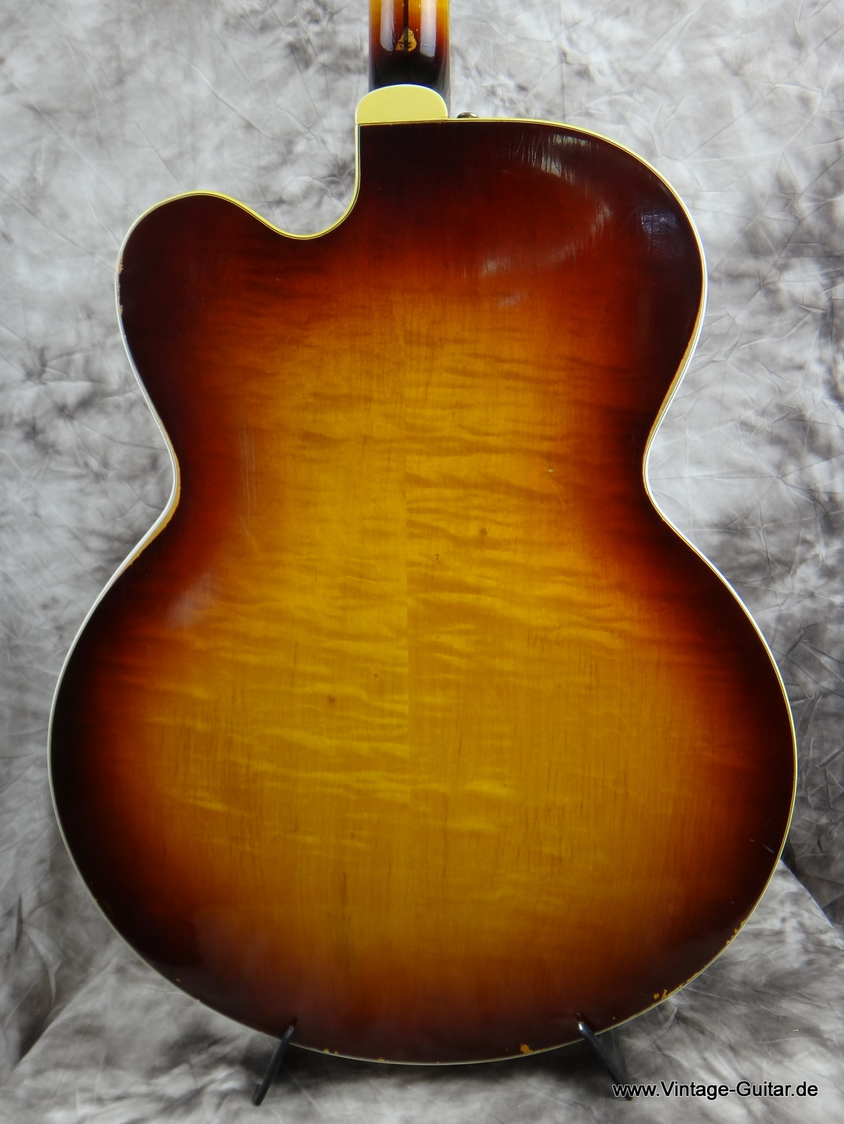 Gibson_Byrdland-1960_sunburst-PAFs-004.JPG