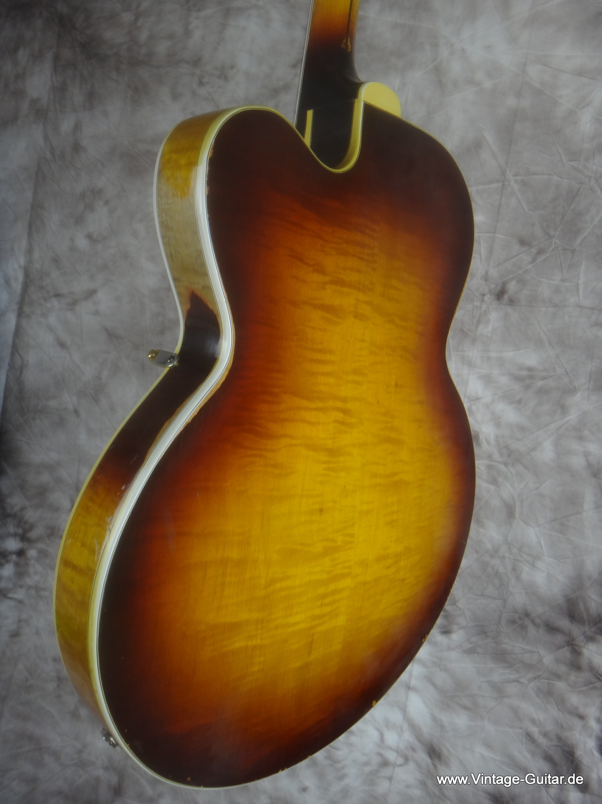 Gibson_Byrdland-1960_sunburst-PAFs-011.JPG