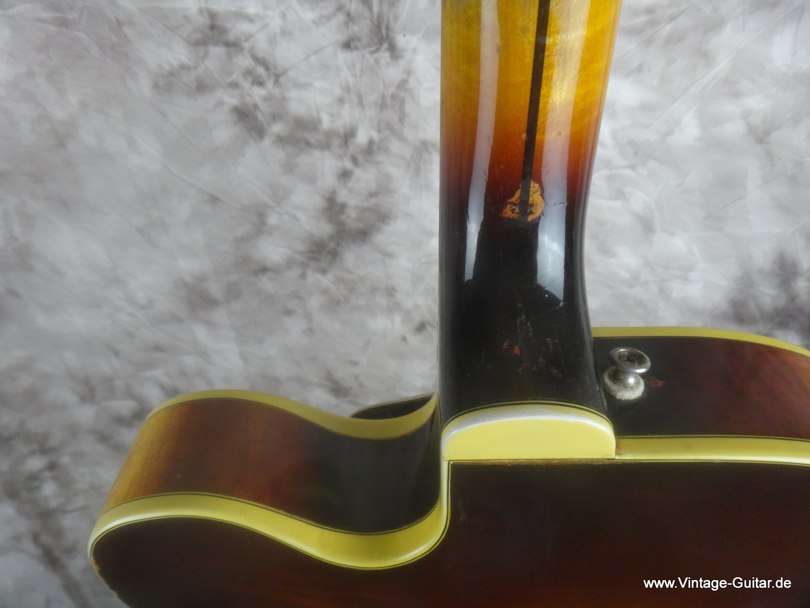 Gibson_Byrdland-1960_sunburst-PAFs-014.JPG