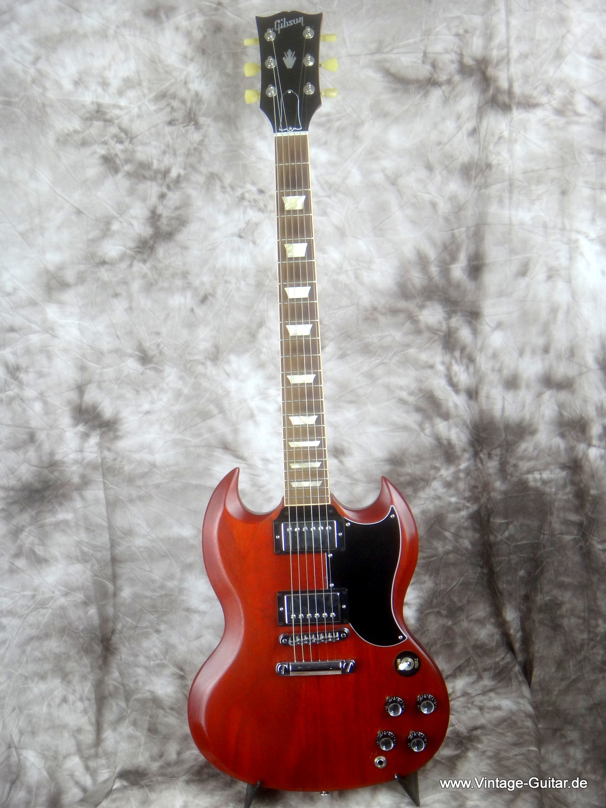 Gibson-SG-61-Reissue-2012-heritage-cherry-001.JPG