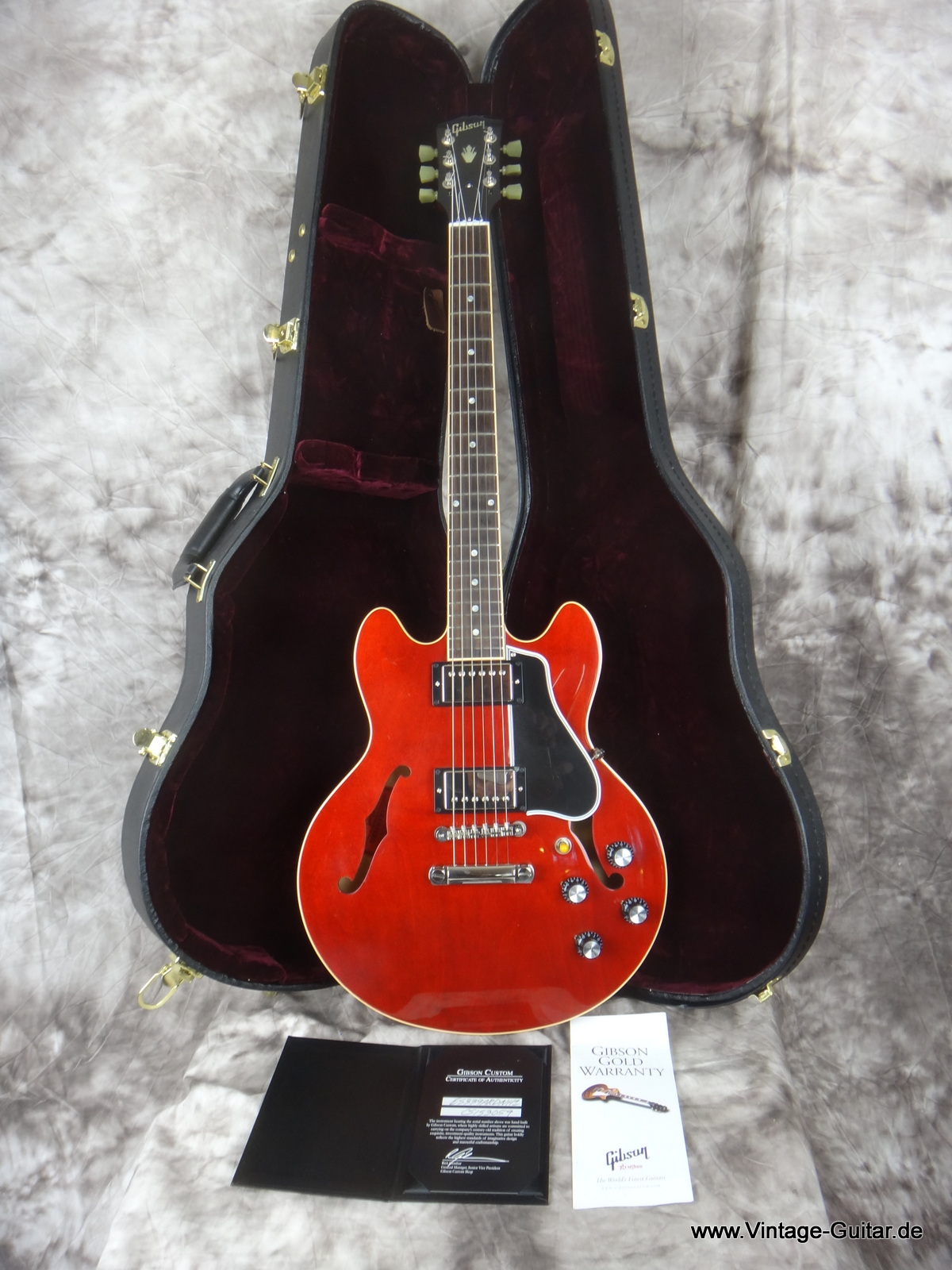 Gibson_ES-339-small_body-cherry-red-011.JPG