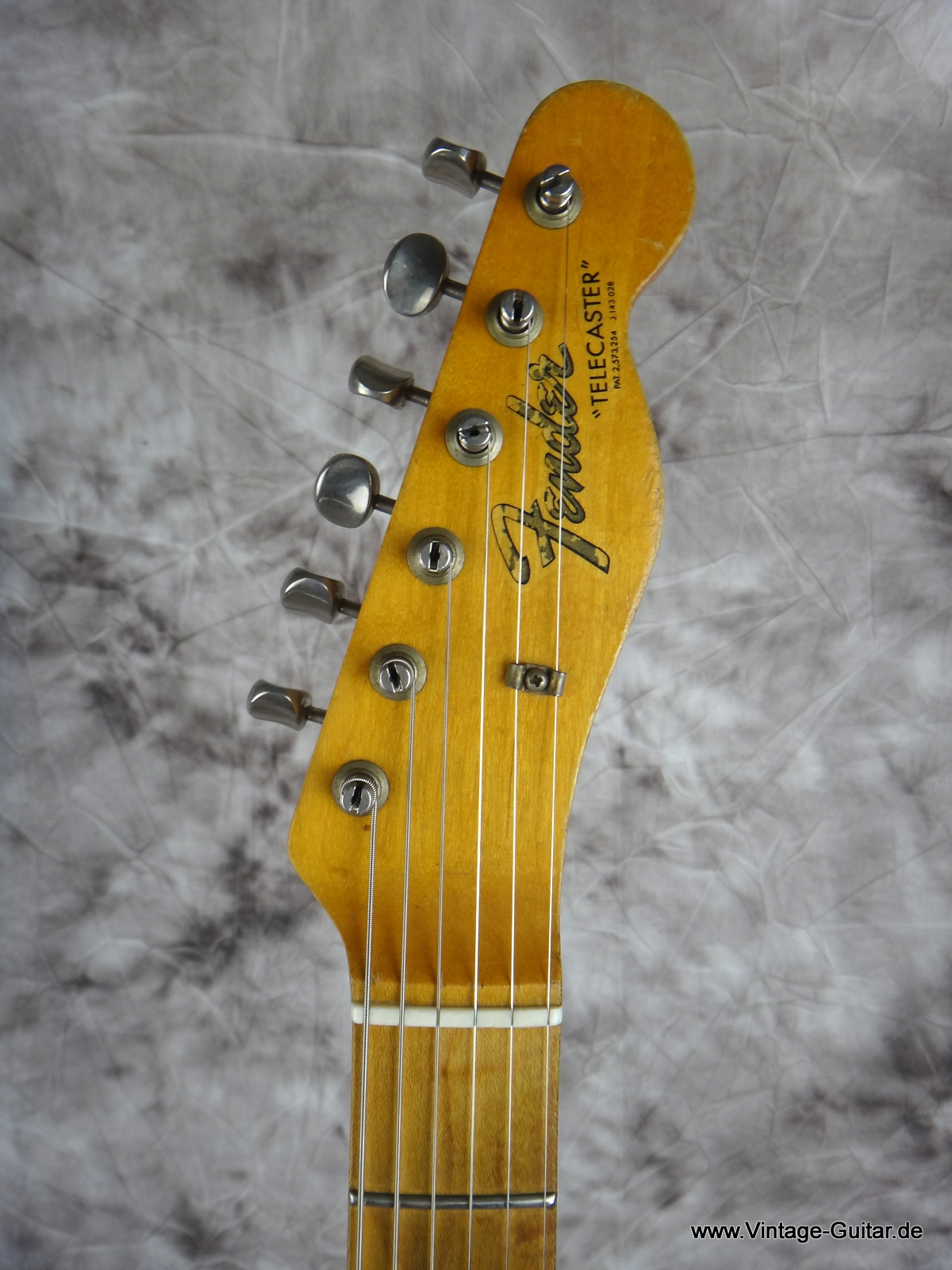 Fender_Telecaster-1967-sunburst-003.JPG