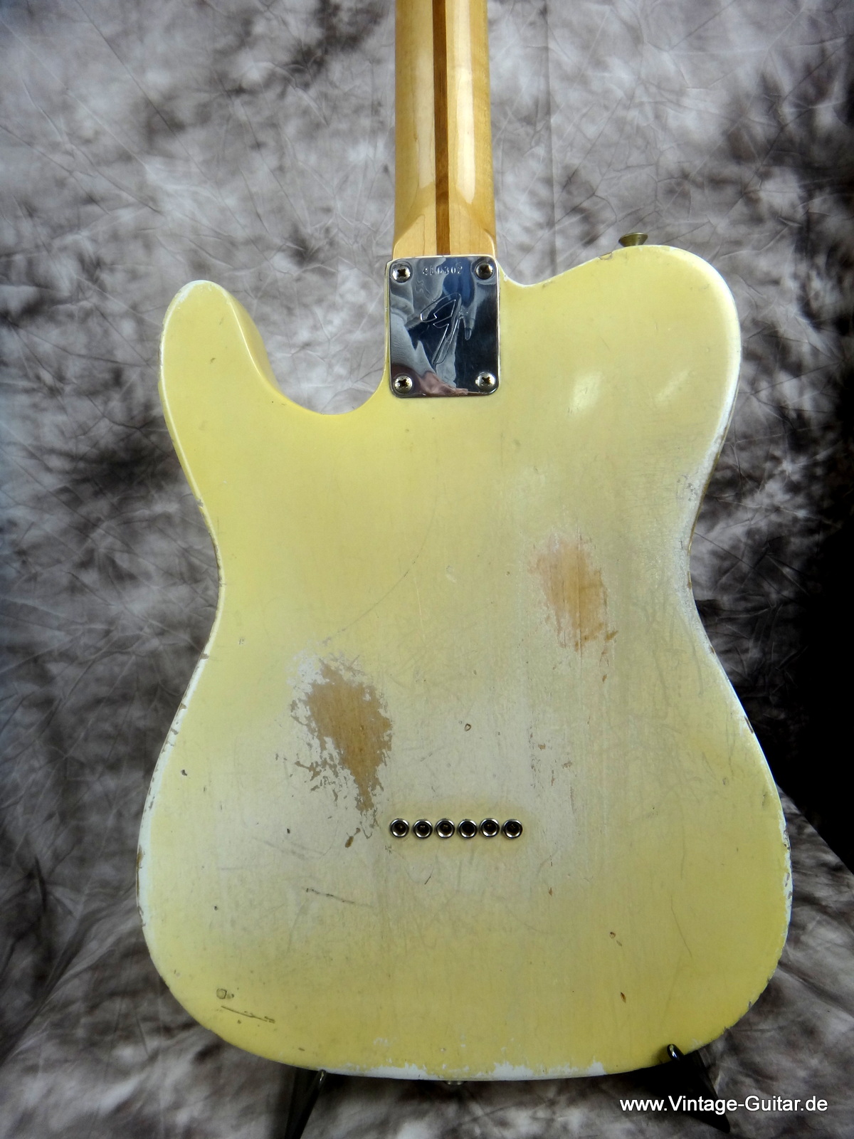 Fender_Telecaster-1972-blonde-004.JPG