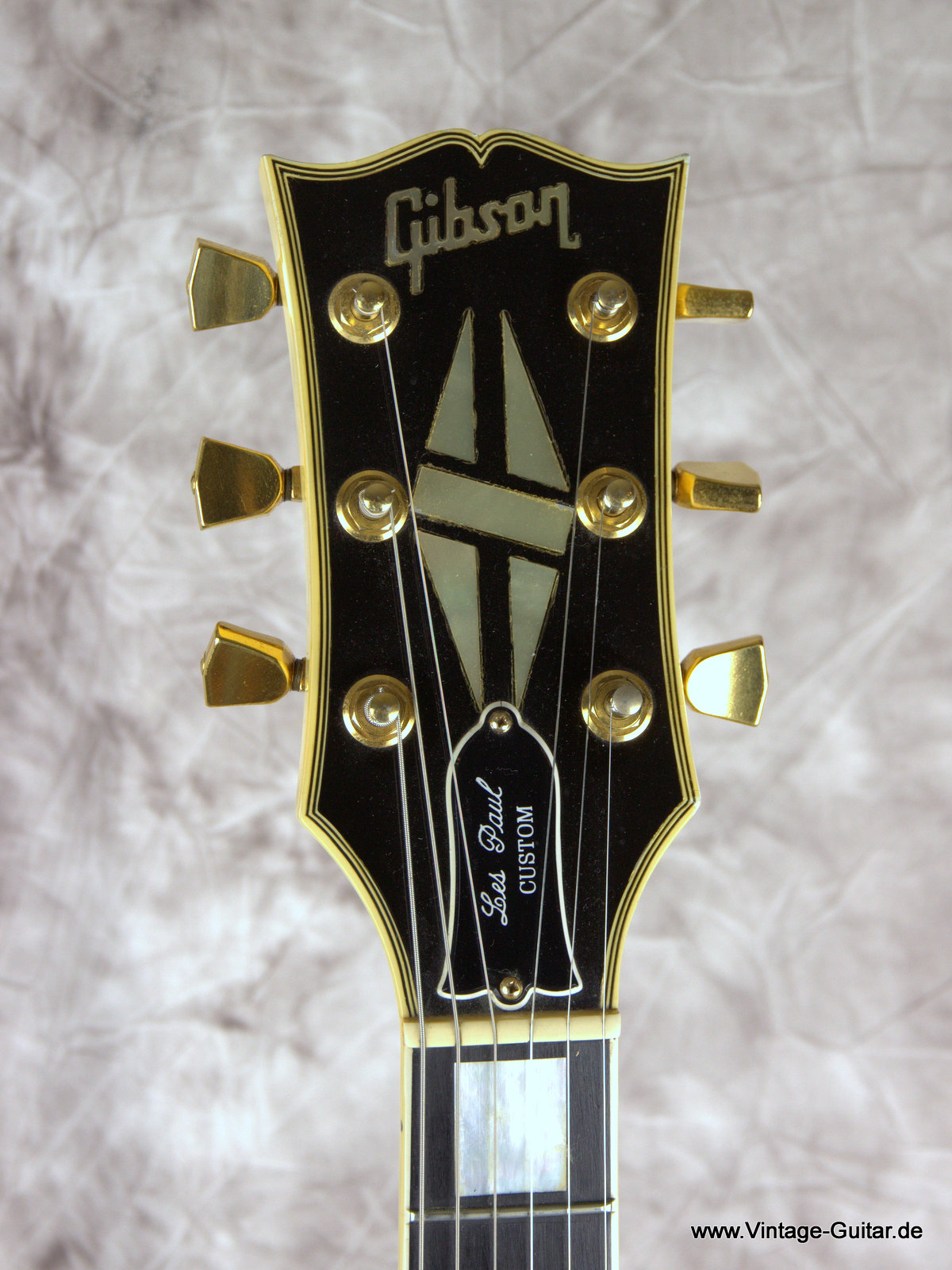 Gibson_Les-Paul-Custom-1990-005.jpg