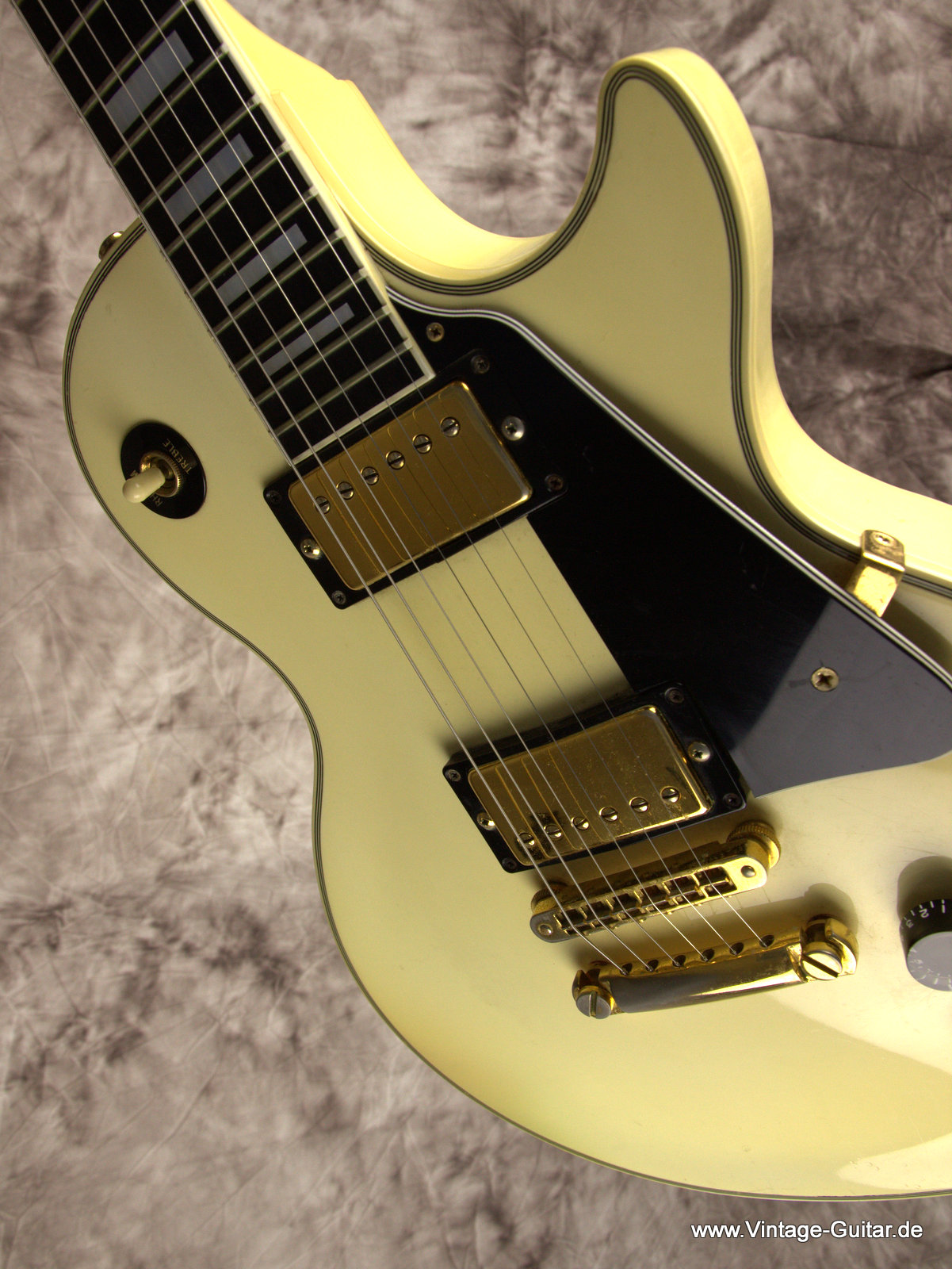 Gibson_Les-Paul-Custom-1990-011.jpg