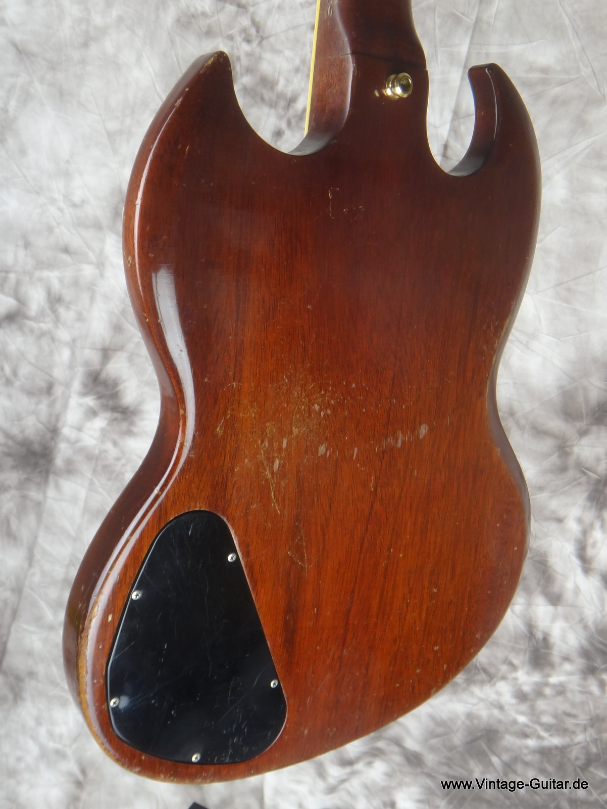Gibson_SG_Standard-1969-Tremolo-009.JPG
