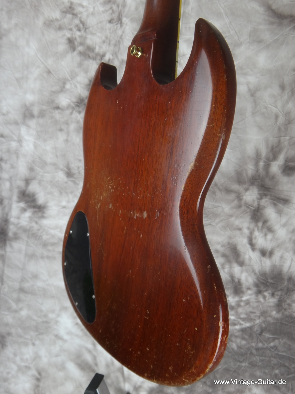 Gibson_SG_Standard-1969-Tremolo-010.JPG
