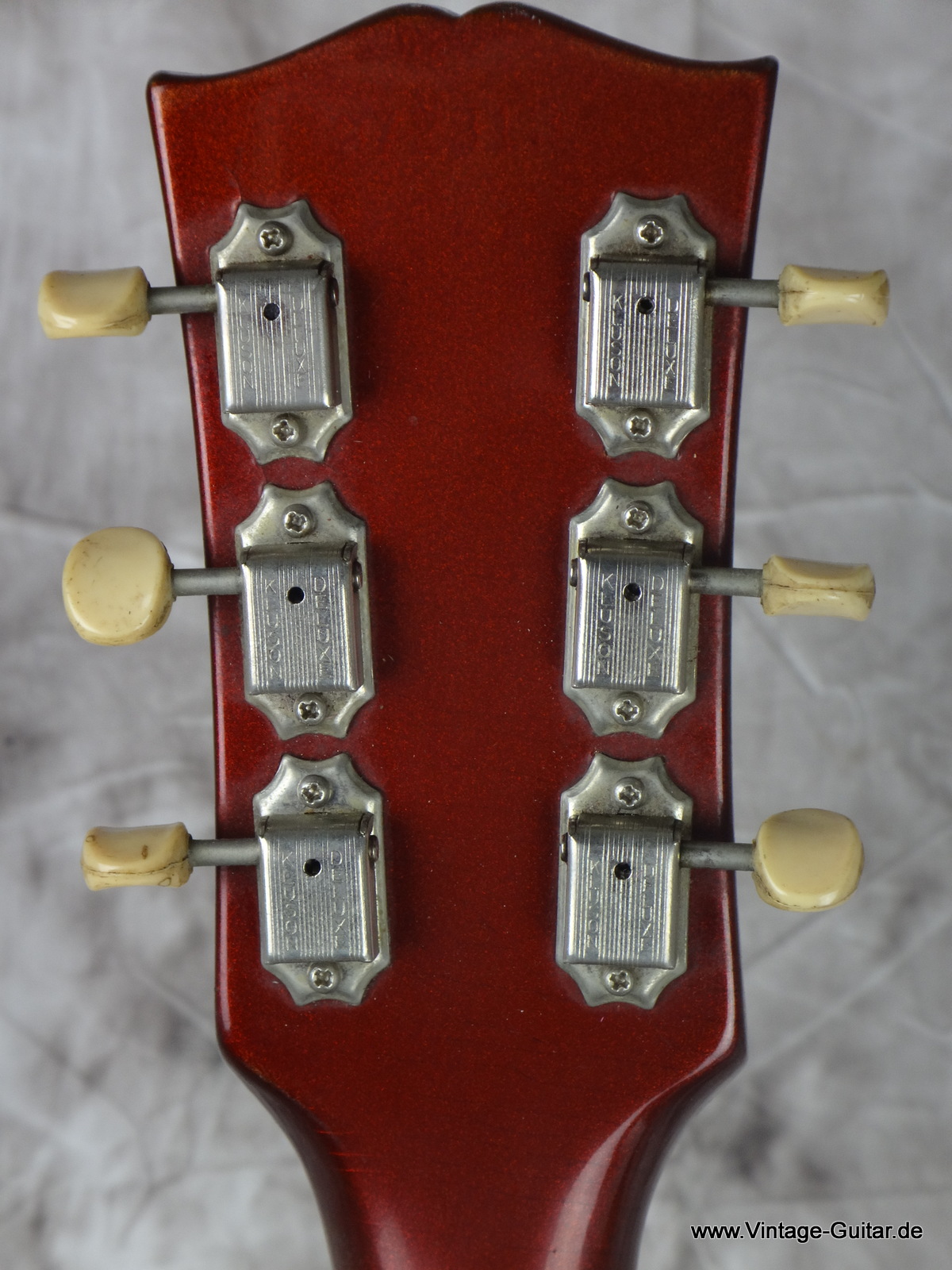 Gibson-ES-330-burgundy-metallic-1974.JPG