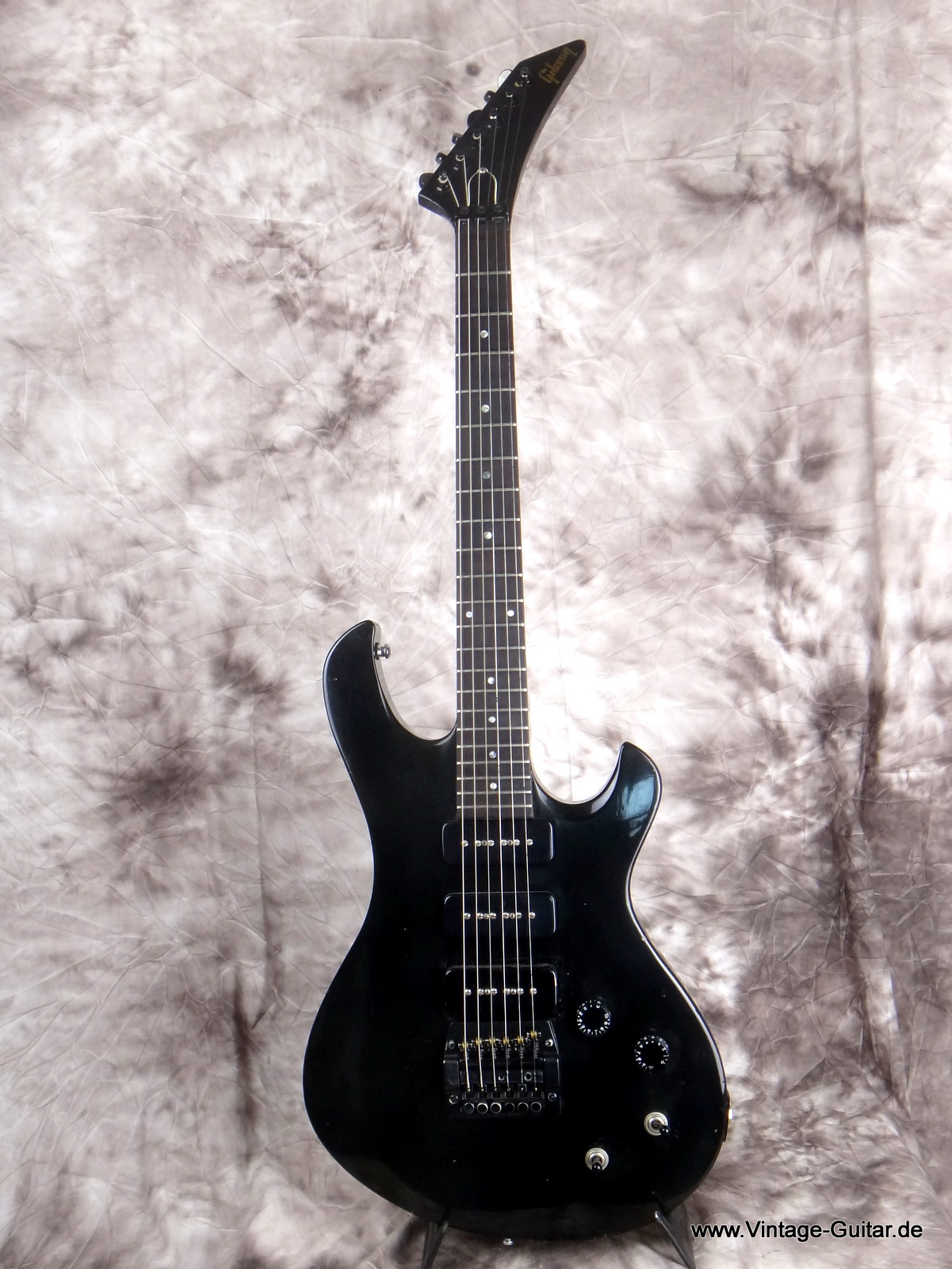Gibson-Q-4000-1985-001.JPG