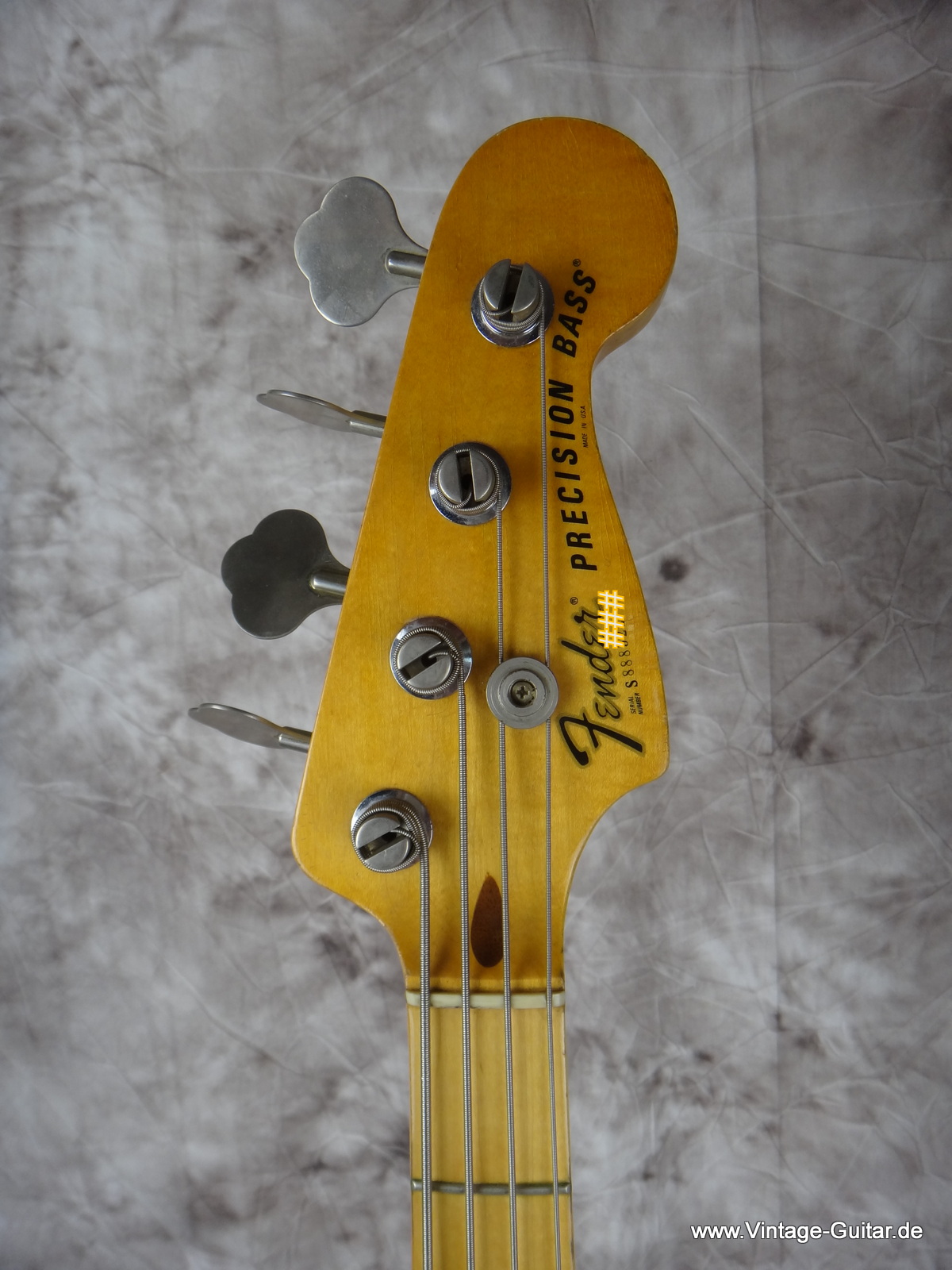 Fender_Precision-Bass_1979-natural-005.JPG