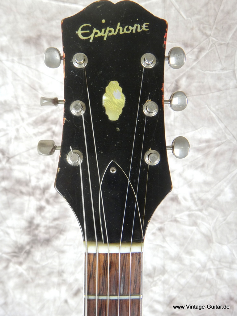 Epiphone-Professional-Amp-and-Guitar-1962-006.JPG