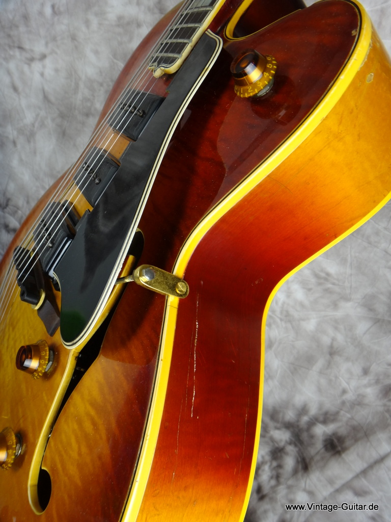 Gibson-ES-5-1951-3-P-90s-011.JPG