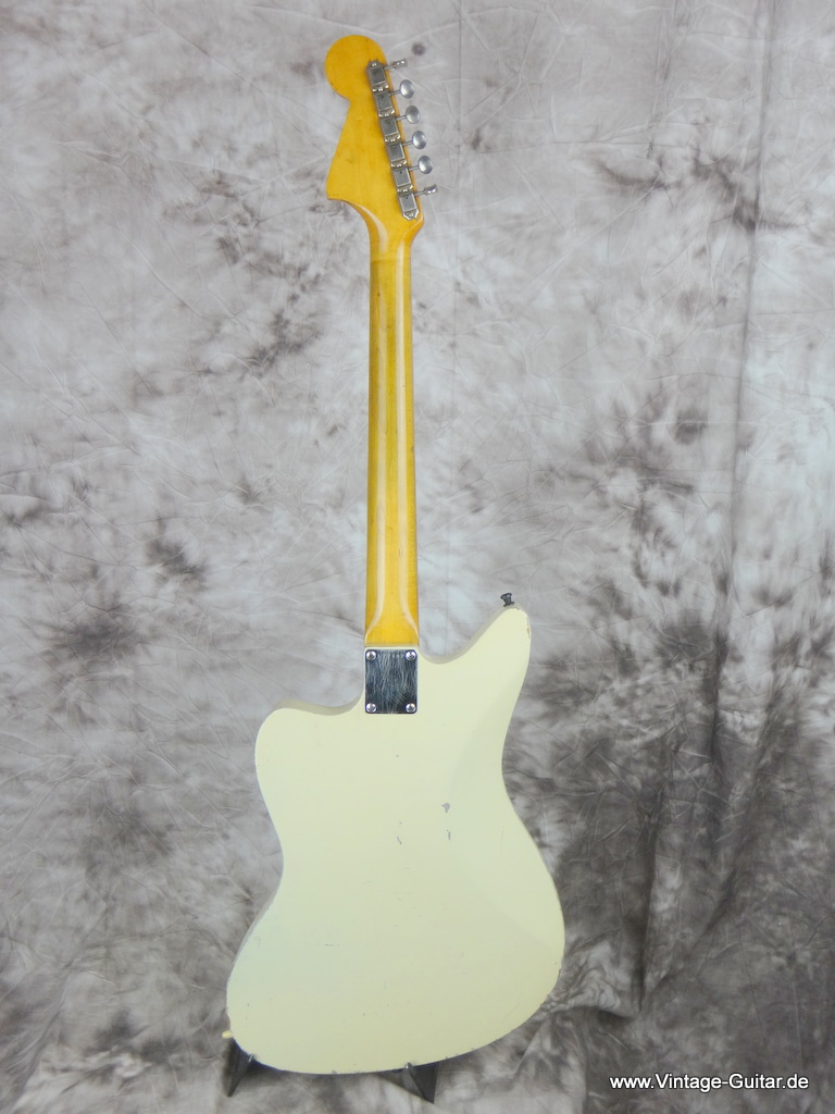 Fender_jaguar-olympic_white-refinished_1963-004.JPG