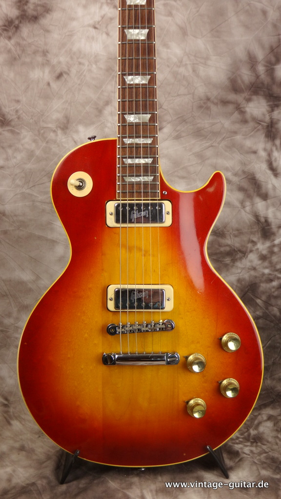 Gibson_les_paul-deluxe-1972-sunburst-002.JPG