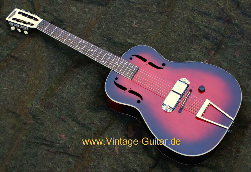 Rickenbacker-Rickenbacher-1934-spanish-guitar-a.jpg