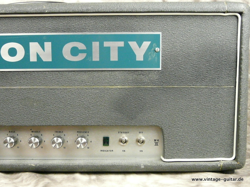 London_City-1972-Super-amplifier-003.JPG
