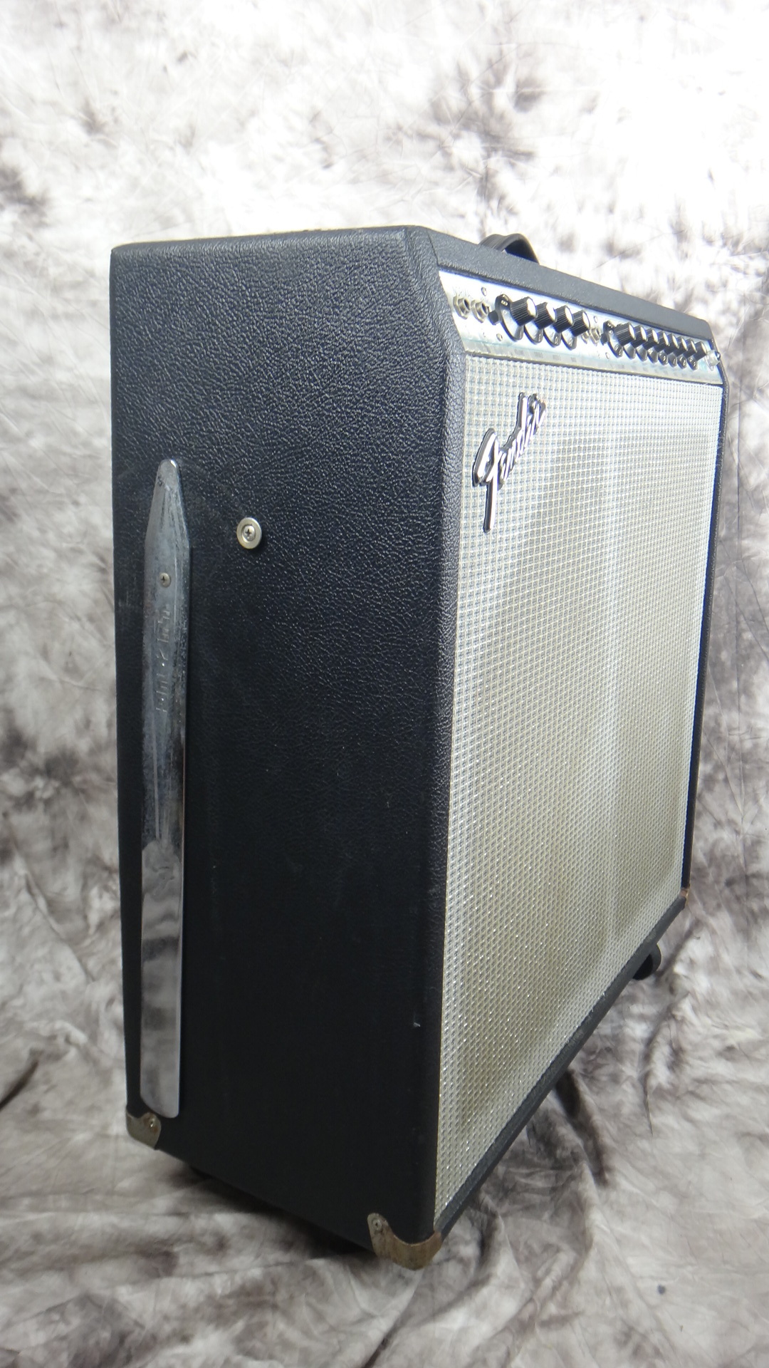 Fender-Super-Reverb_1980-silverface-005.JPG
