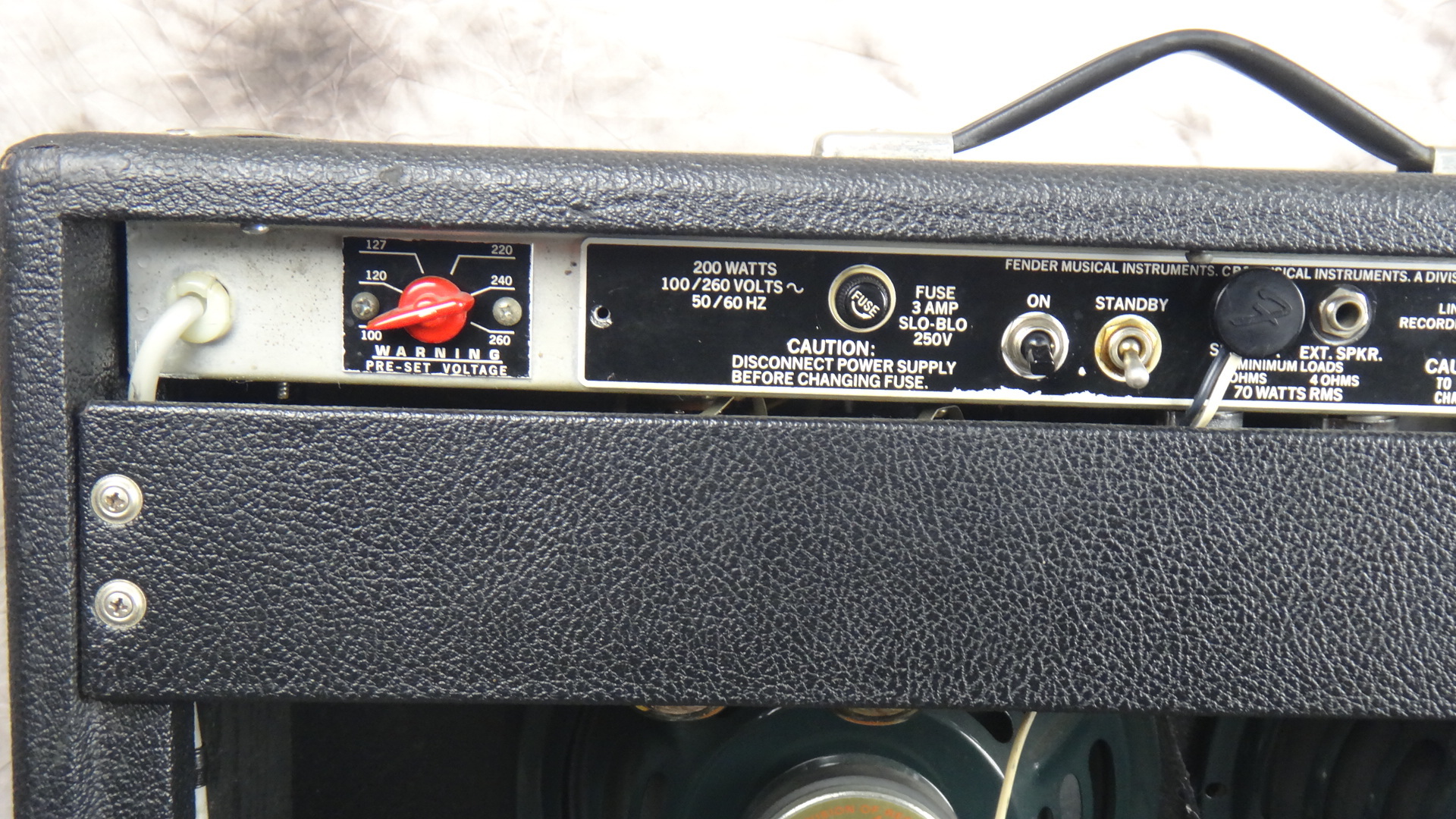 Fender-Super-Reverb_1980-silverface-007.JPG