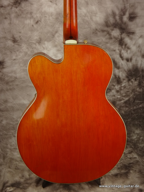 Gretsch-Chet-Atkins-6120-single-cutaway-1957-004.JPG