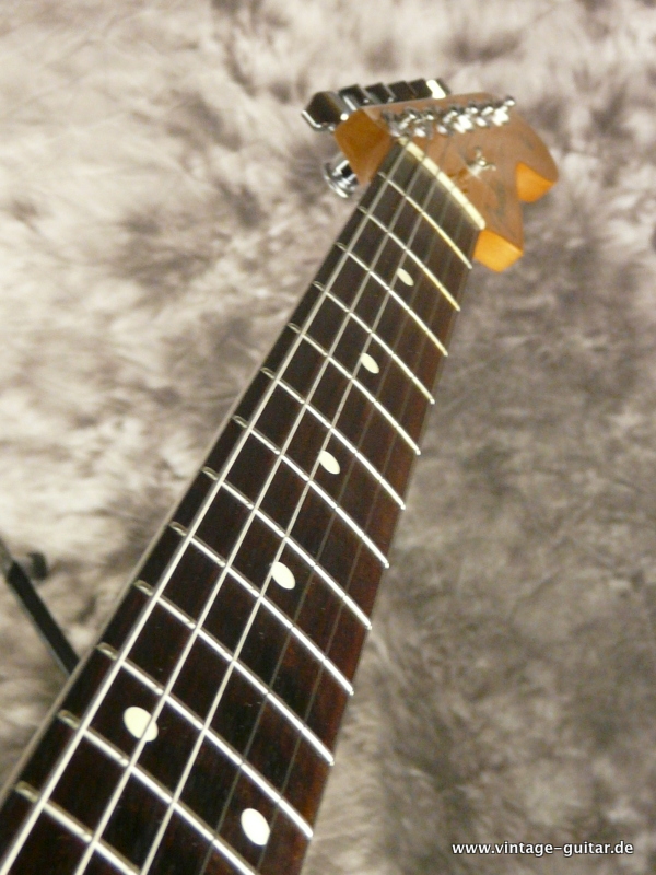 xxx_Strat-classic-60-Fender-001.JPG