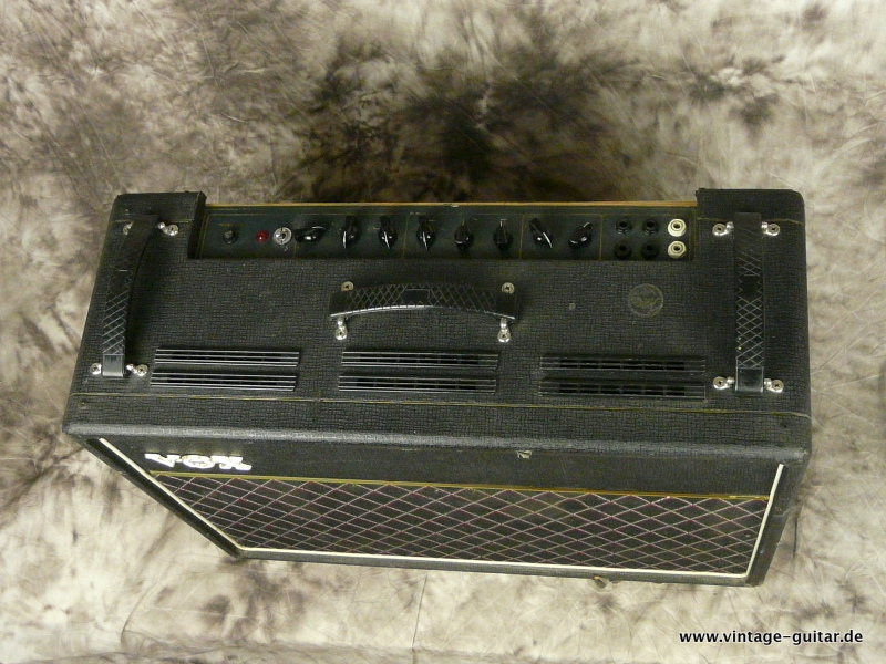 Vox-AC-30-1977-003.JPG