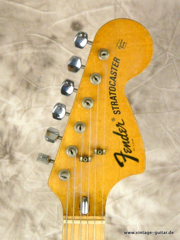 Stratocaster_Fender-1973-sunburst-003.JPG