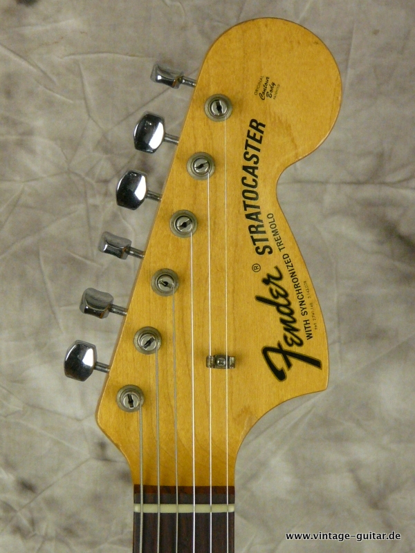 Fender-1969-Stratocaster_sunburst-003.JPG
