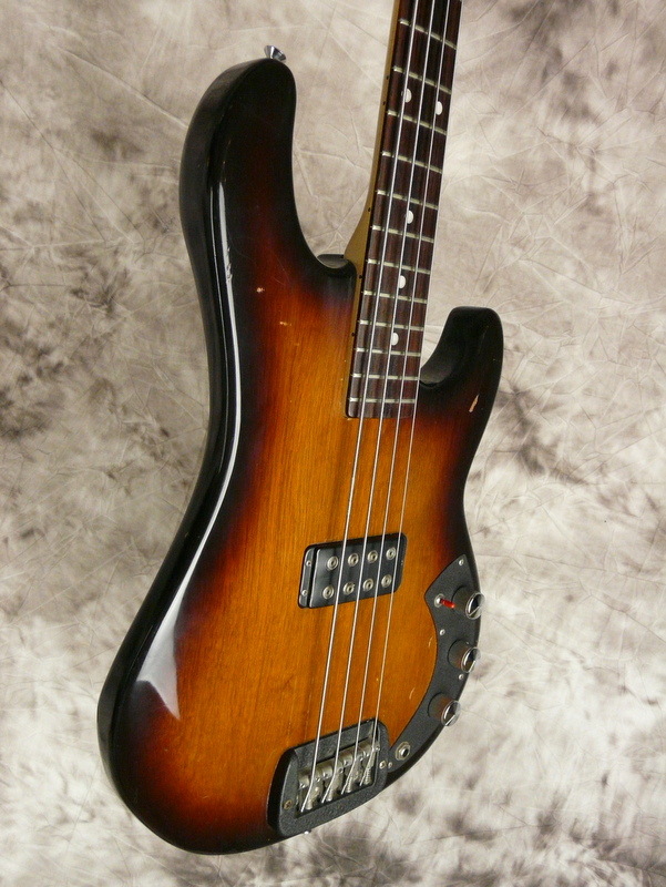 G&L-Bass-L-1000-sunburst-1983-007.JPG