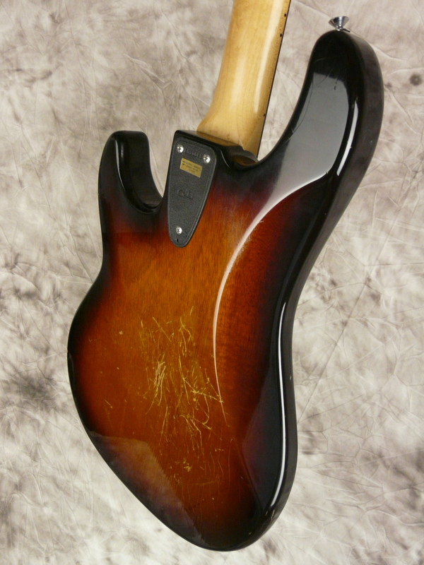G&L-Bass-L-1000-sunburst-1983-010.JPG