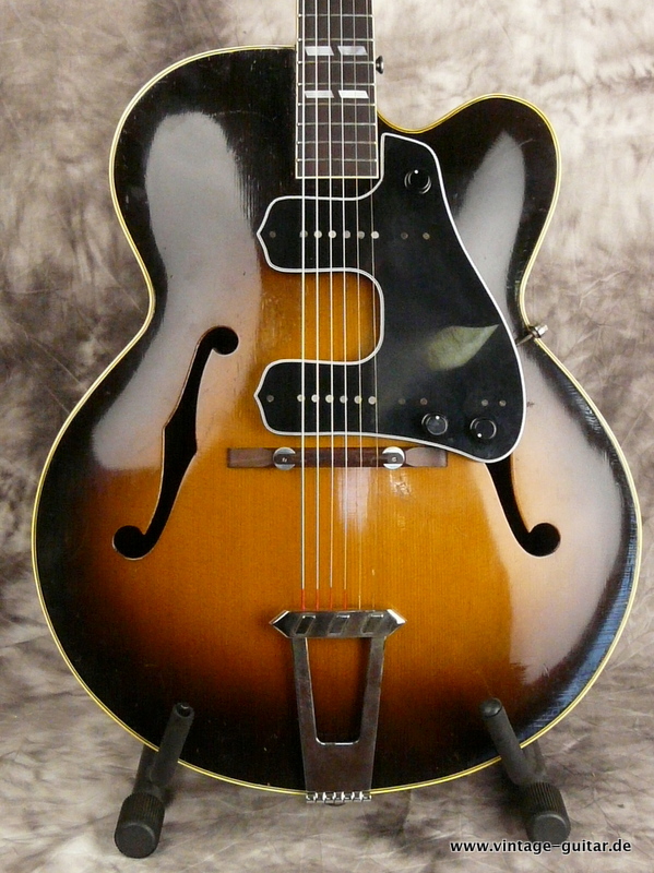 Gibson_L7C_L-7C-1952-002.JPG