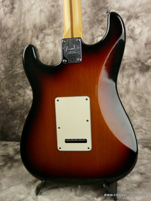Fender-Stratocaster-US-Standard-2010-004.JPG
