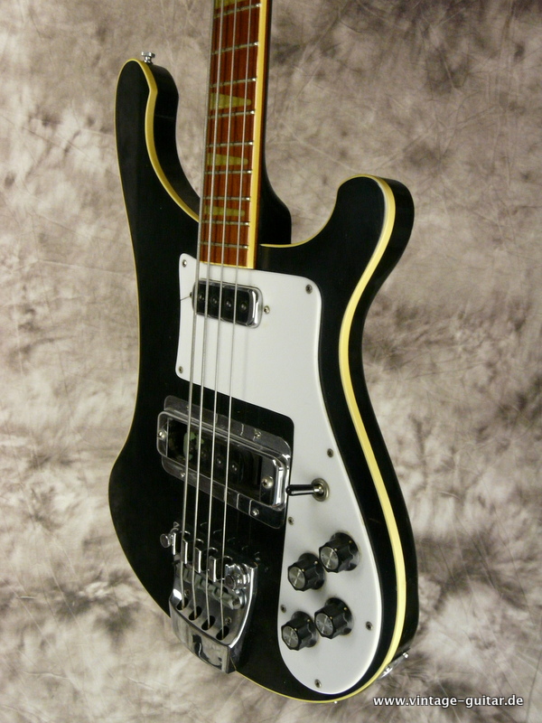 Rickenbacker-4001-Bass-1975-black-jetglo-012.JPG