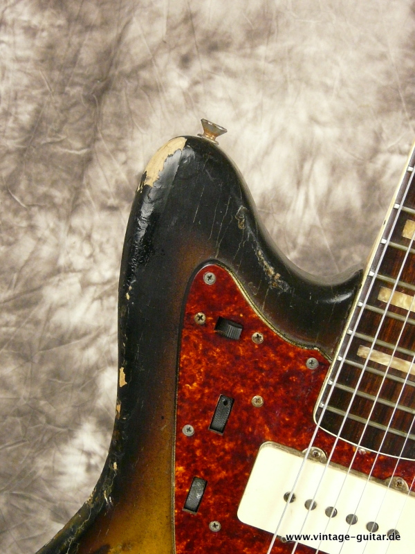 Fender-Jazzmaster-sunburst-1969-011.JPG